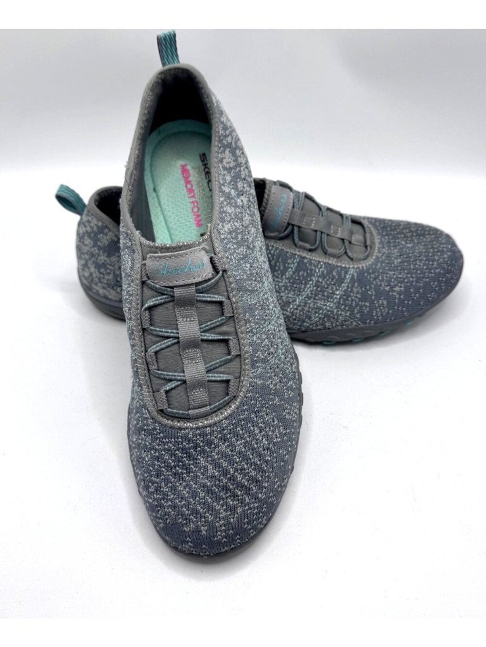Skechers Womens US 8.5 Grey Slip-On Shoes Memory Foam Comfort Sneakers